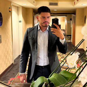 Meet your Posher, Juan